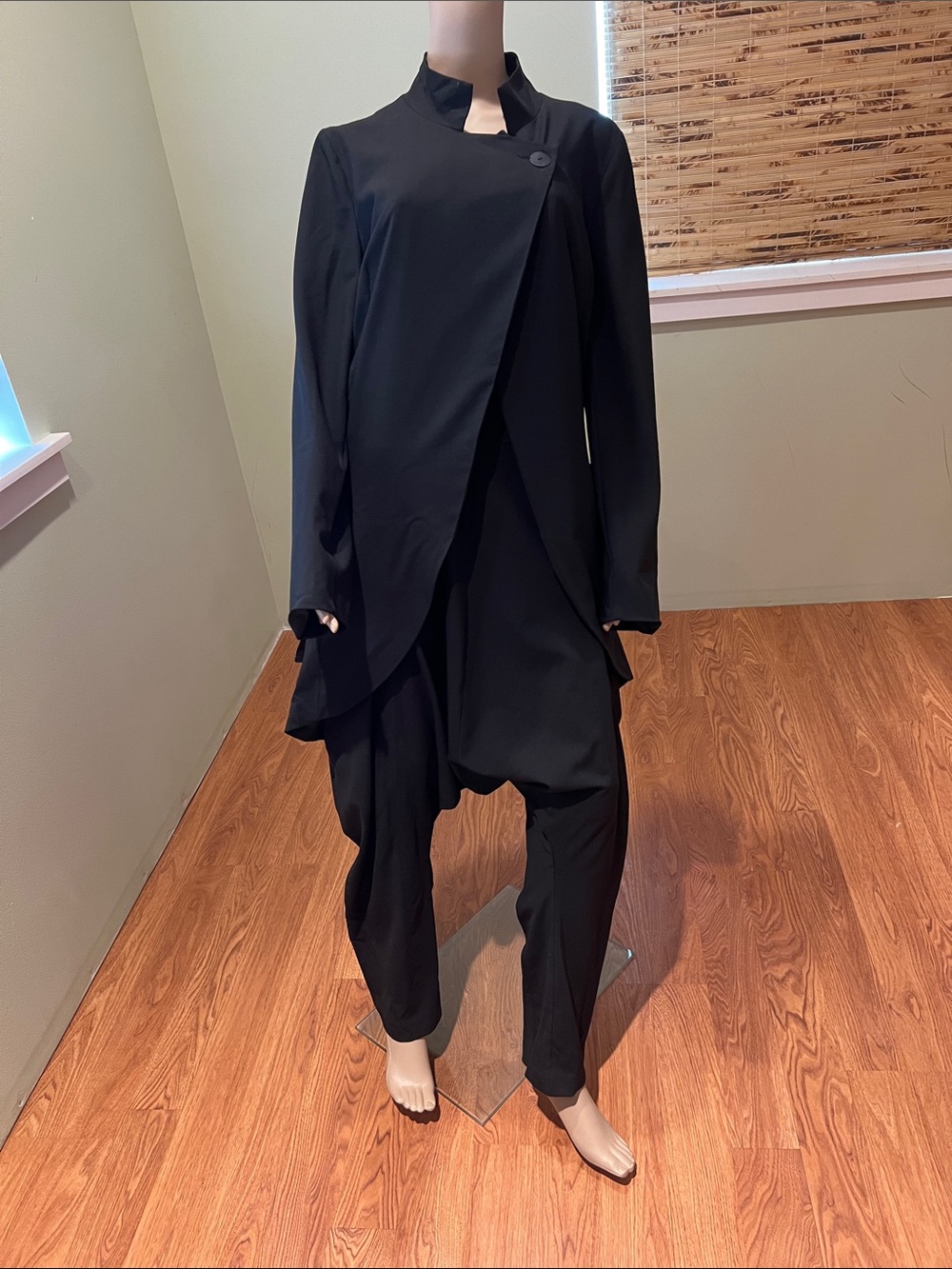 Sarah Pacini Black Pant Suit Harem Pant And Blazer Size M/L